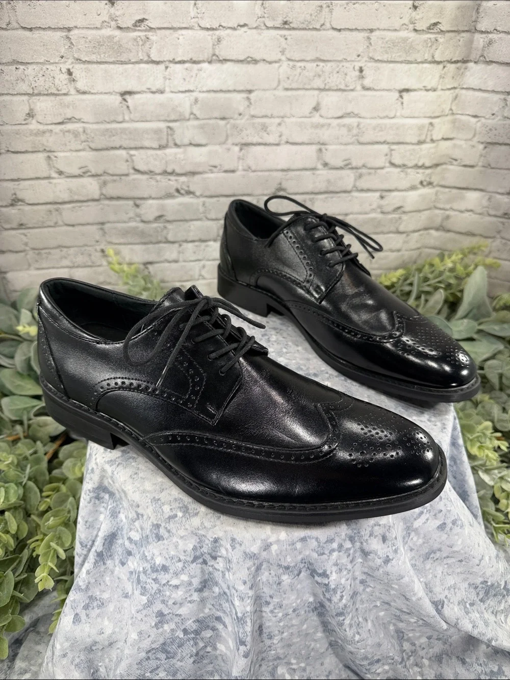 JOSEPH ABBOUD - Black Leather Wingtip Dress Oxfords - Mens 9W(EEE) 🖤 EUC